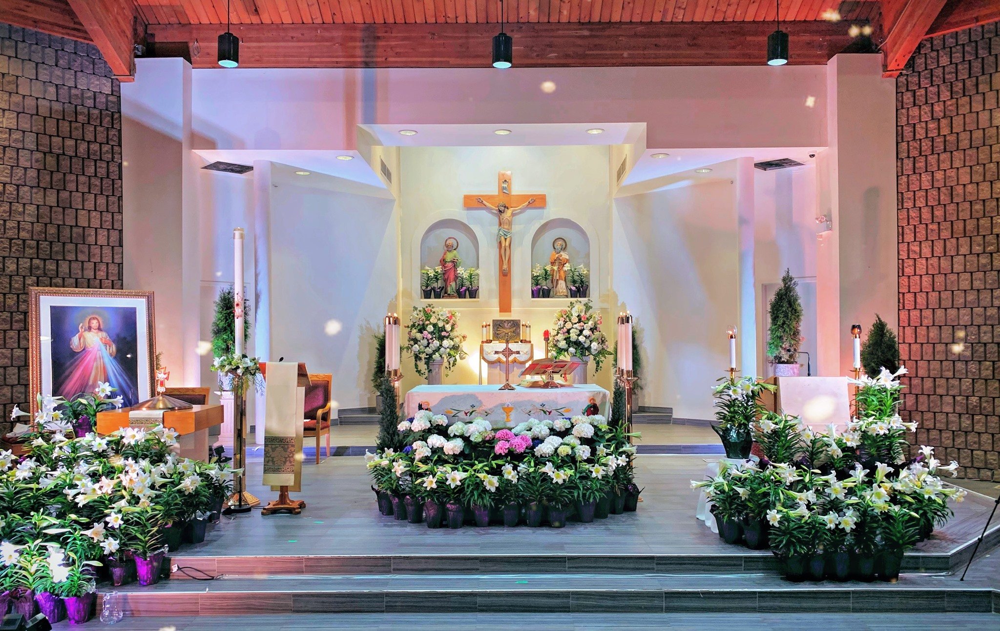 The altar of Sts. Peter and Paul